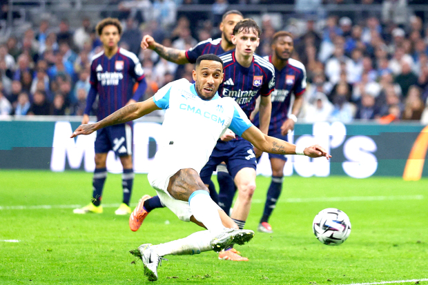 Marseille edge Lyon on Aubameyang’s brace